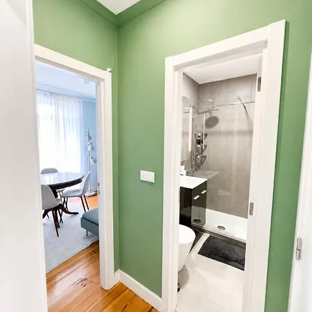 Lovely Flat Close To Estrela And Lapa Апартаменты Лиссабон