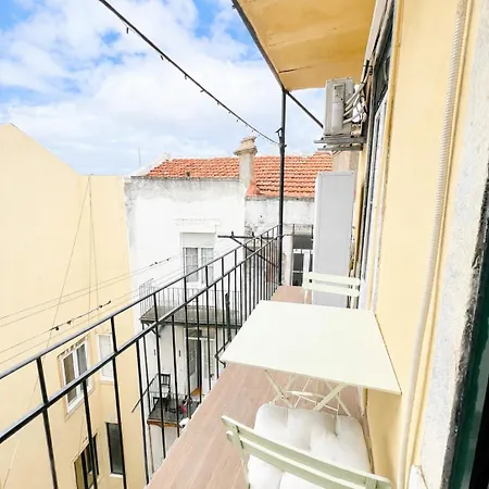 Lovely Flat Close To Estrela And Lapa *
