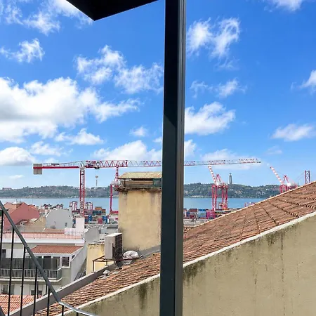 Lovely Flat Close To Estrela And Lapa *